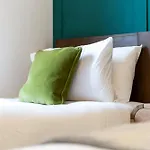 Evergreen Haven - Central 2Br - Free Parking W High Speed Wifi