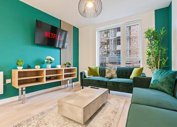 Evergreen Haven - Central 2Br - Free Parking W High Speed Wifi