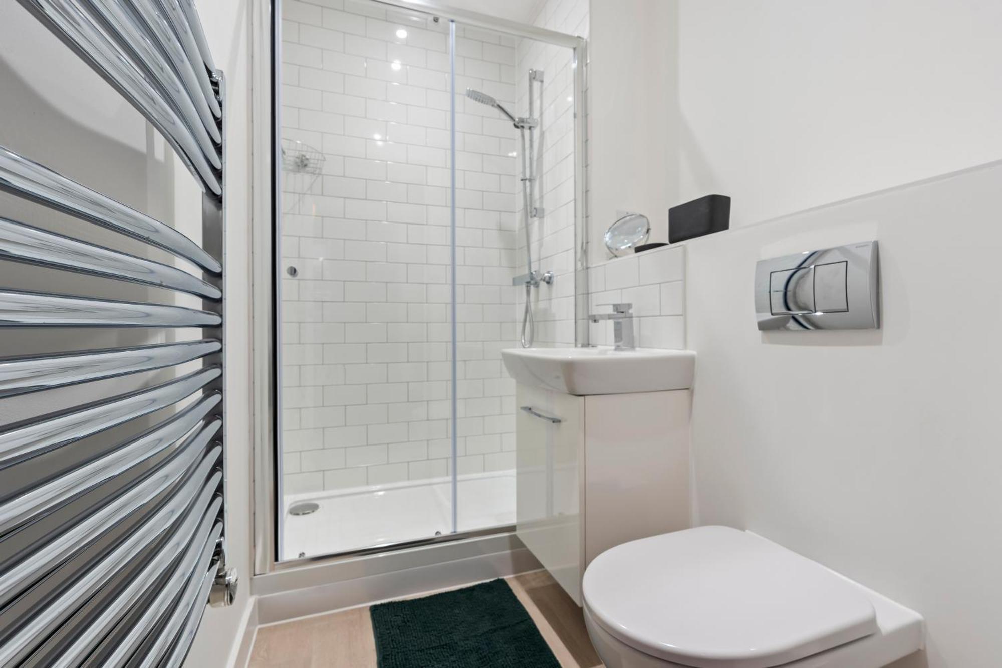 Evergreen Haven - 2br - Free Parking W High Speed Wifi *
